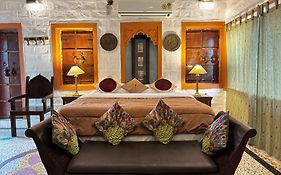 Shahi Guest House